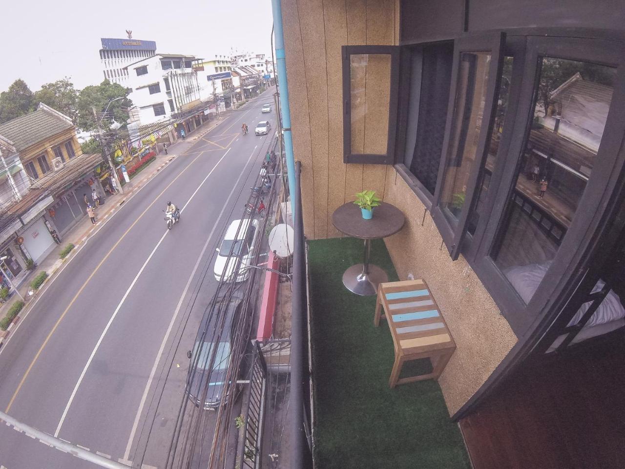 Bts Khaosan Hostel Bangkok Exterior foto